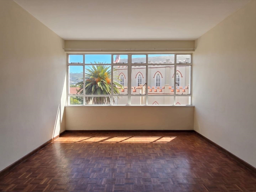 1 Bedroom Property for Sale in Gardens Western Cape